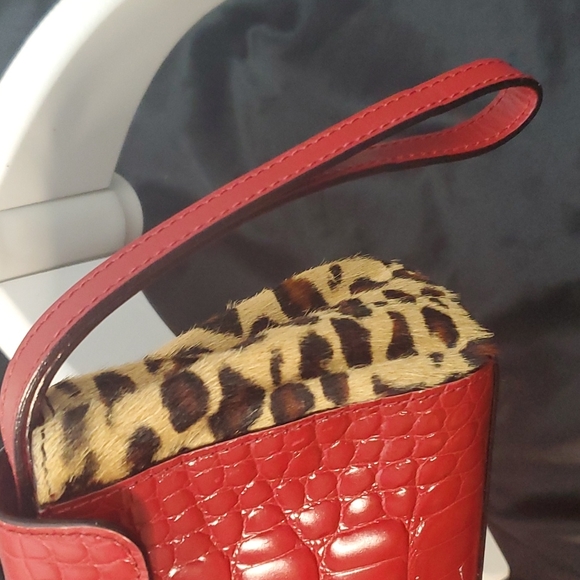 Adrianne Vitadinni Red Leopard Print Small Handbag - Picture 6 of 9